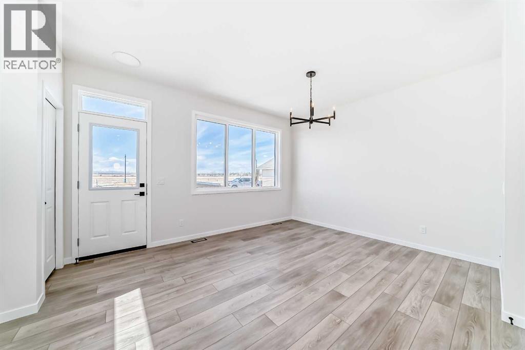 115 Montane Link Se Property Photo 18