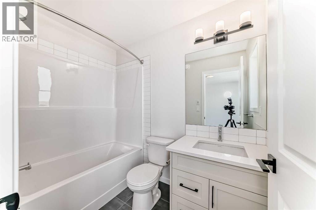 115 Montane Link Se Property Photo 29