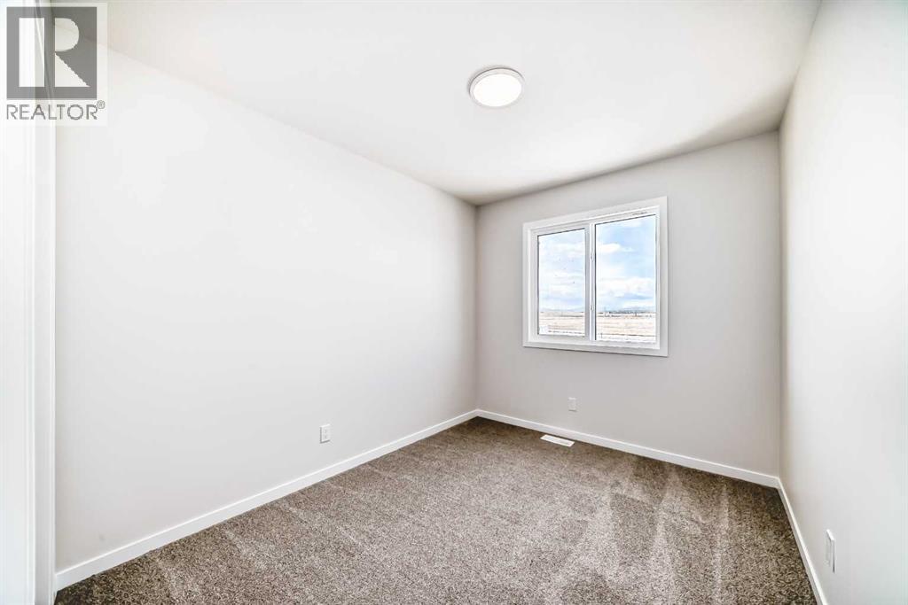 115 Montane Link Se Property Photo 31