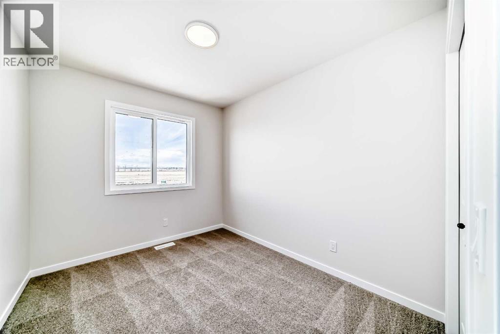 115 Montane Link Se Property Photo 33