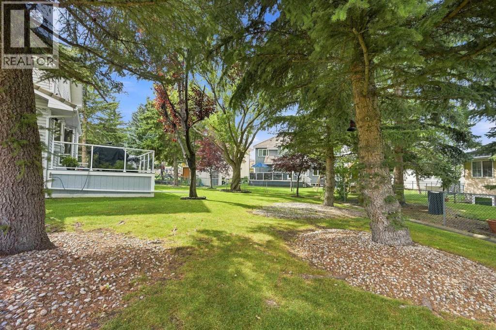 187 Hampshire Close Nw Property Photo 43