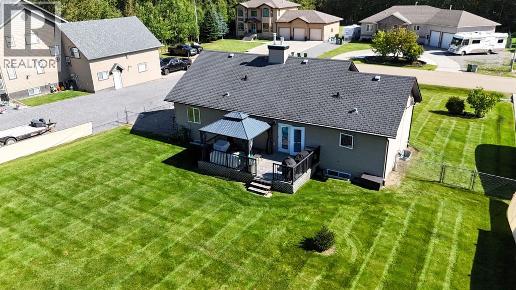 1706 62 Street Property Photo 2