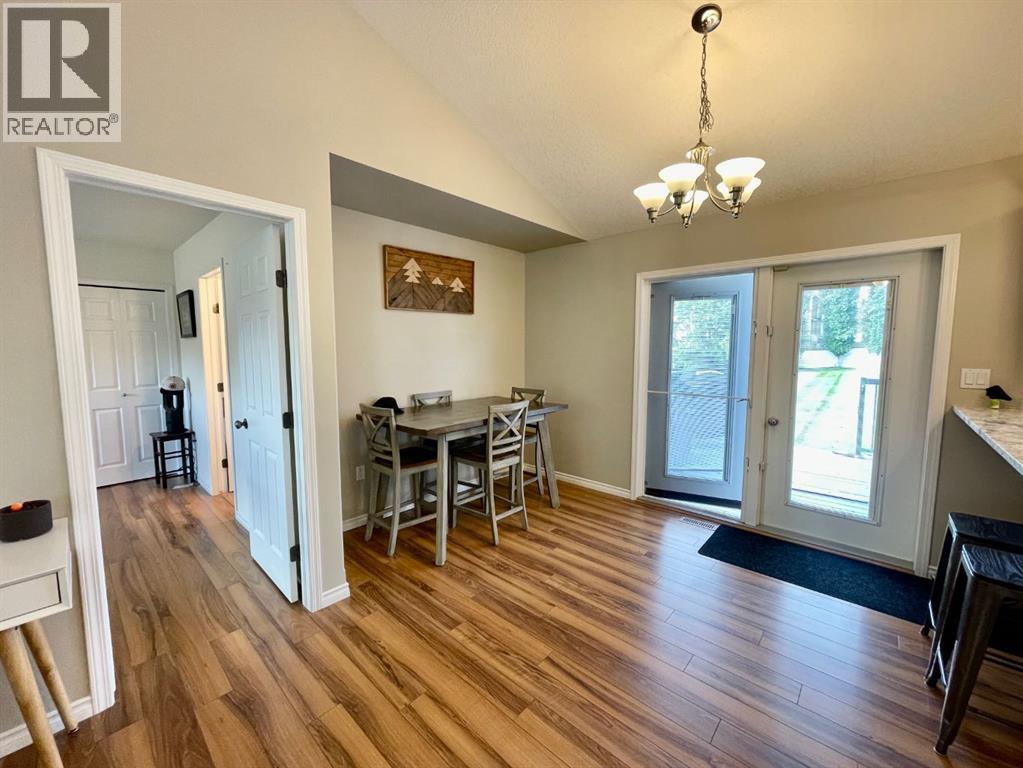 1706 62 Street Property Photo 7
