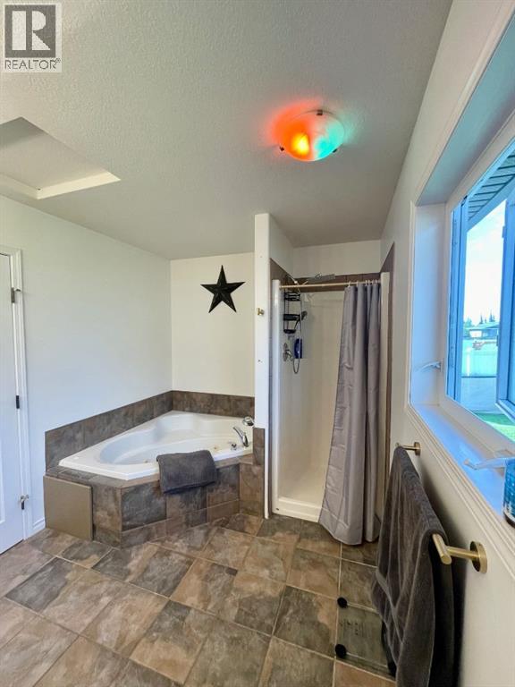 1706 62 Street Property Photo 11