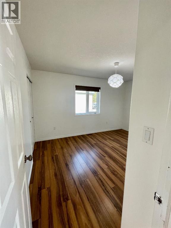 1706 62 Street Property Photo 32