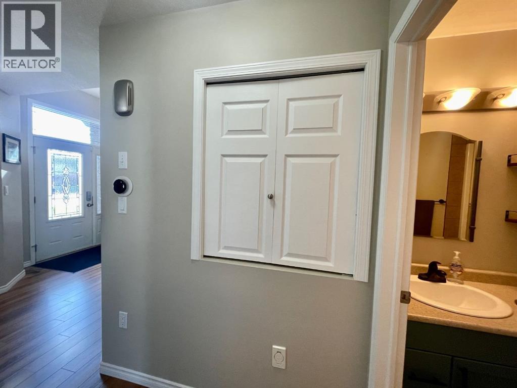 1706 62 Street Property Photo 38