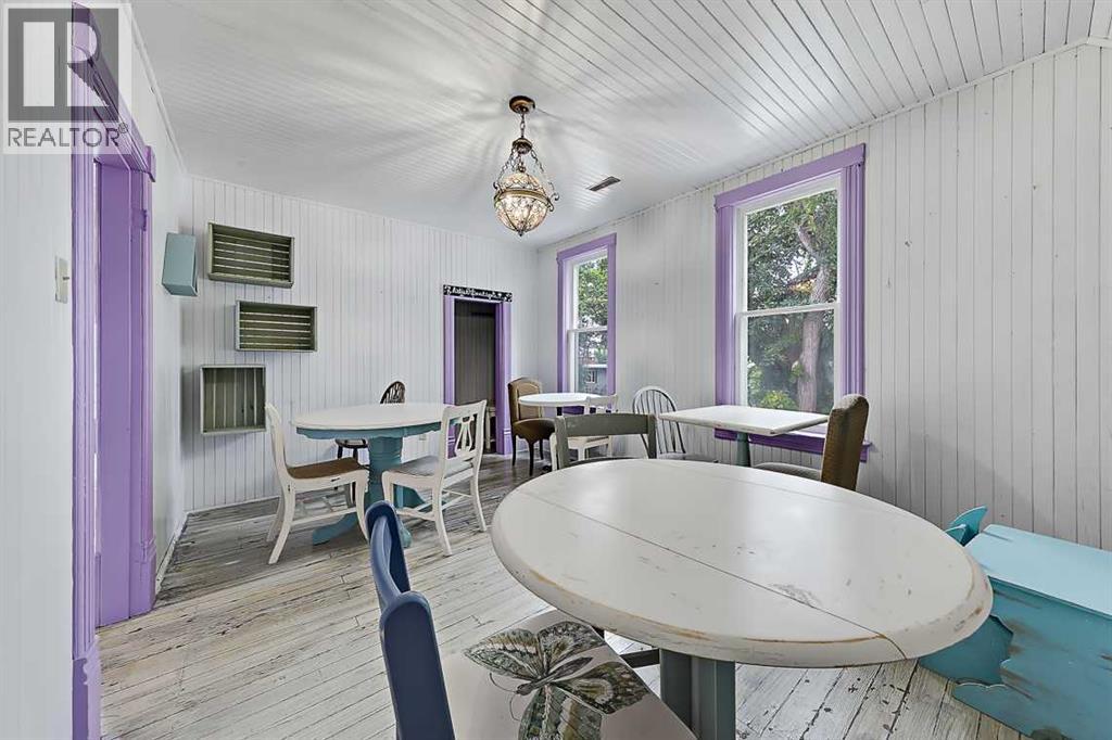 130 3 Avenue Se Property Photo 17