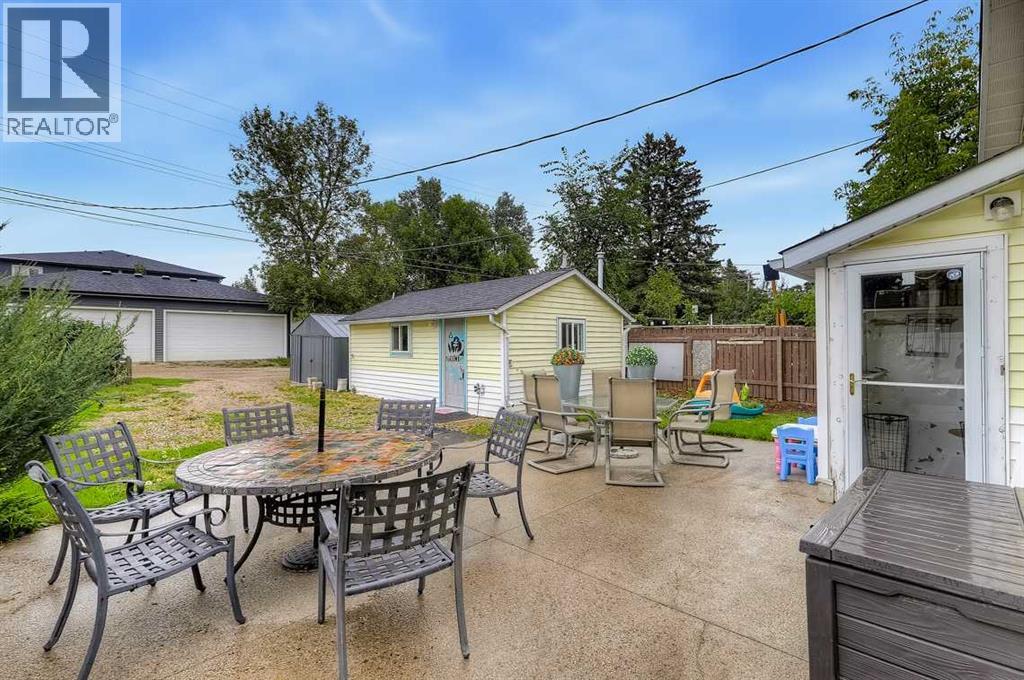 130 3 Avenue Se Property Photo 19