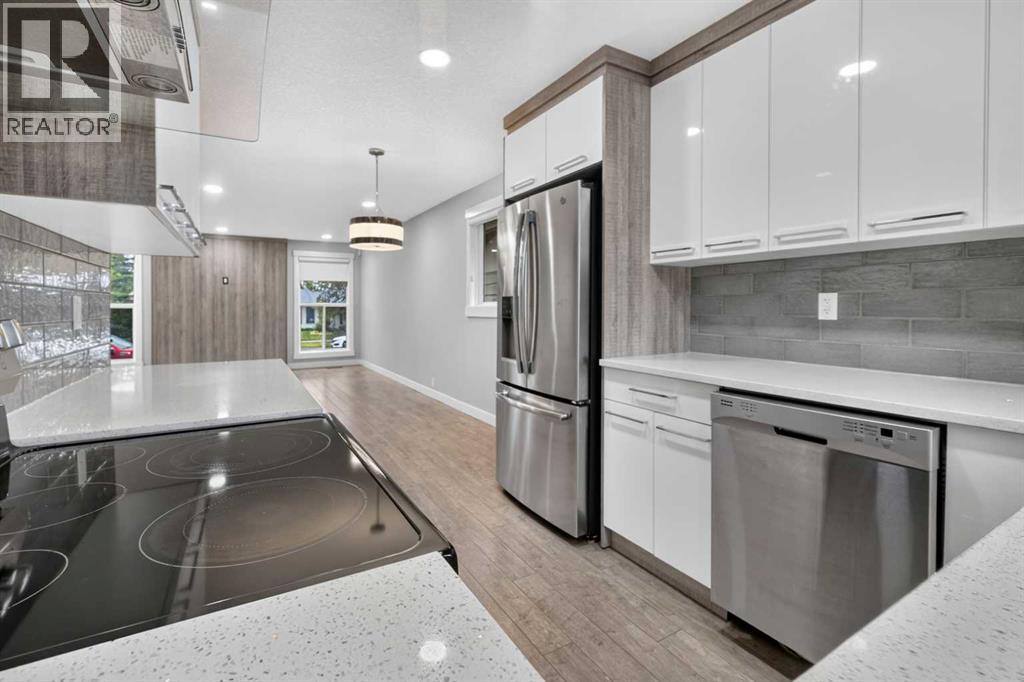 6415 Rundlehorn Drive Ne Property Photo 10