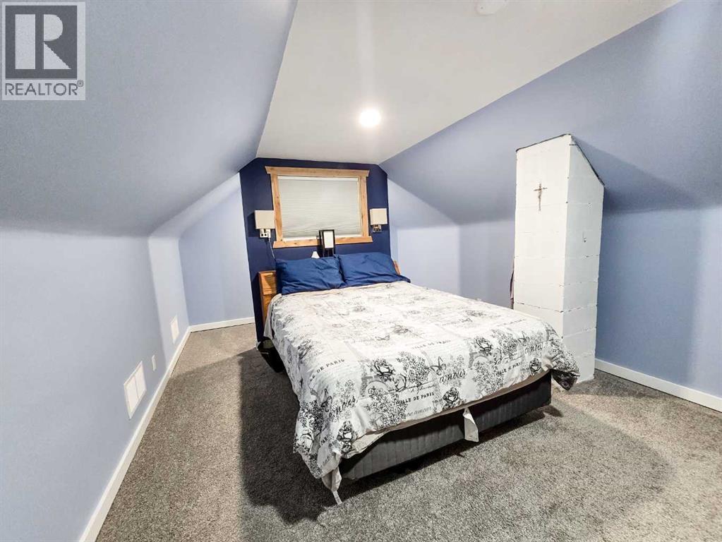 5033 6 Avenue Property Photo 10