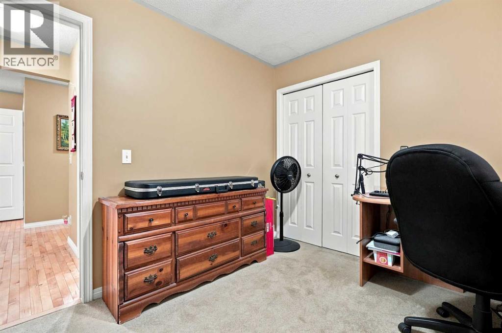 345 Saddlecrest Way Ne Property Photo 21