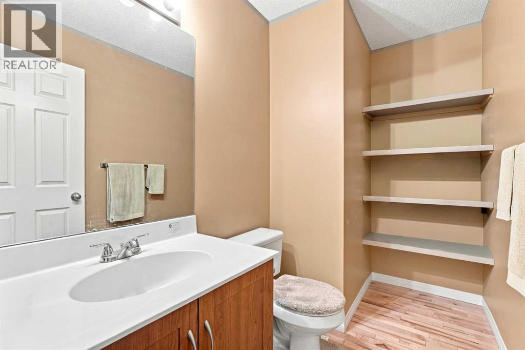 345 Saddlecrest Way Ne Property Photo 22