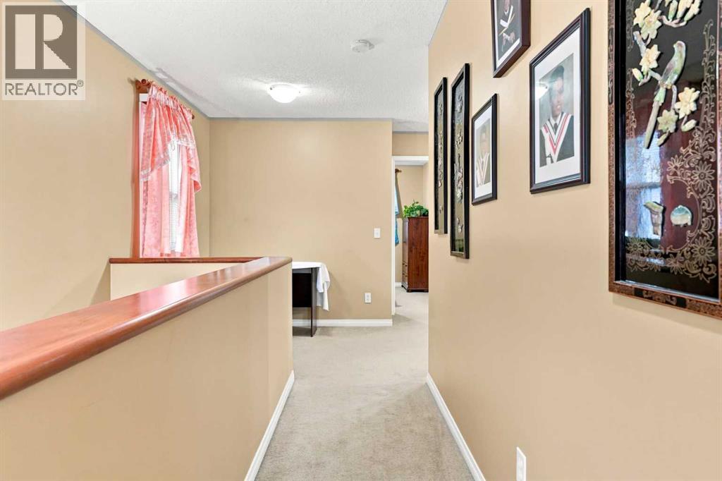 345 Saddlecrest Way Ne Property Photo 23