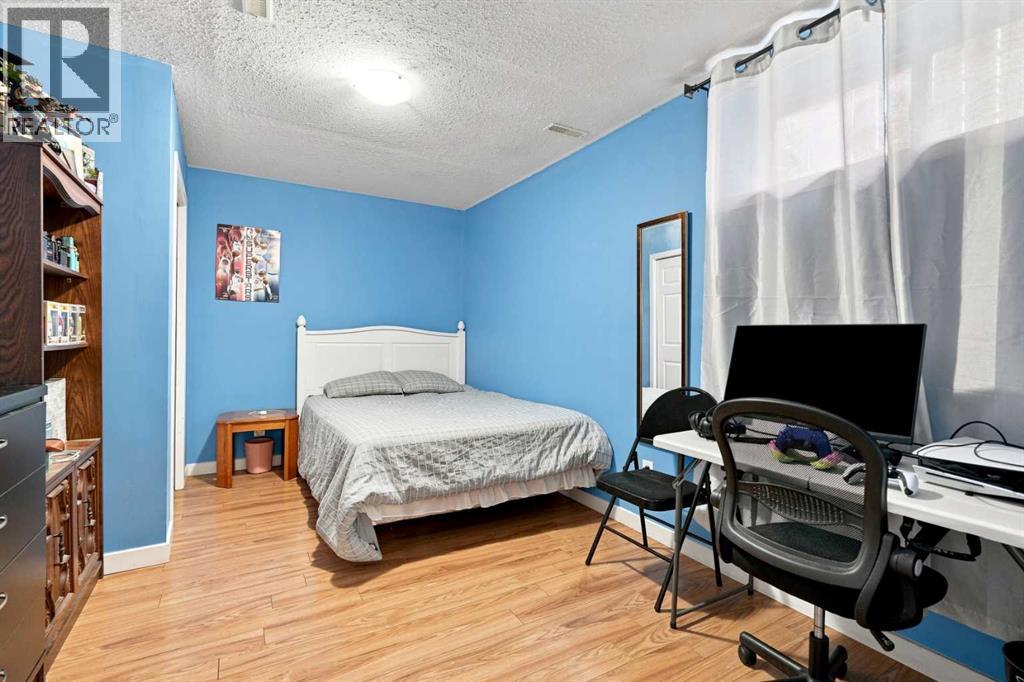 345 Saddlecrest Way Ne Property Photo 40