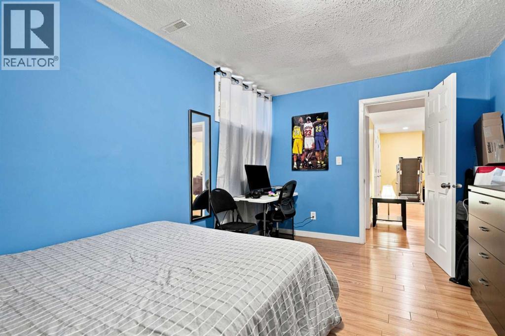 345 Saddlecrest Way Ne Property Photo 41