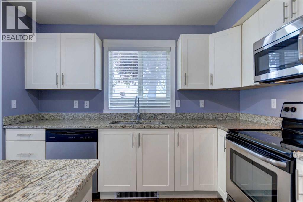755 Copperpond Boulevard Southeast Property Photo 5