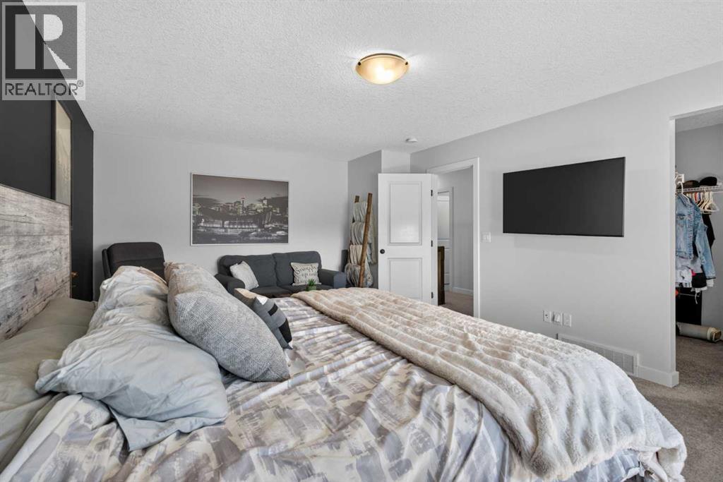 325 Bayside Crescent Sw Property Photo 31