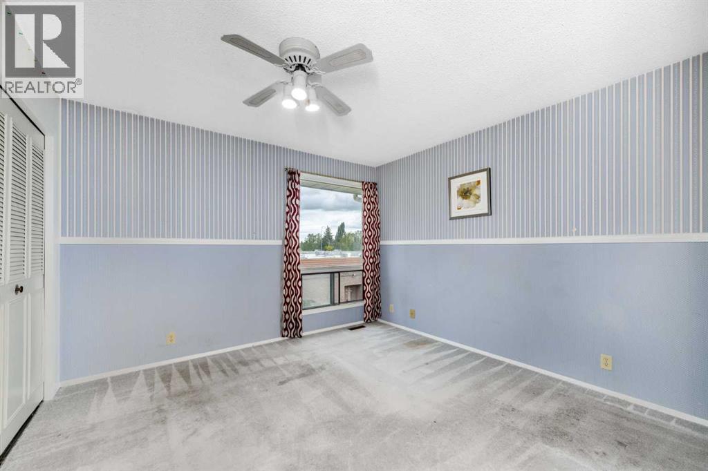 41 Edgeford Way Nw Property Photo 13