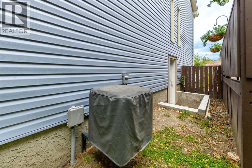 41 Edgeford Way Nw Property Photo 35