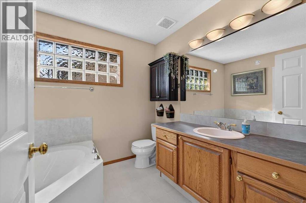 1012 Cranston Drive Se Property Photo 25