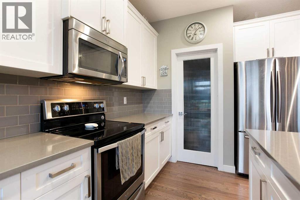 244 Nolanhurst Crescent Nw Property Photo 8