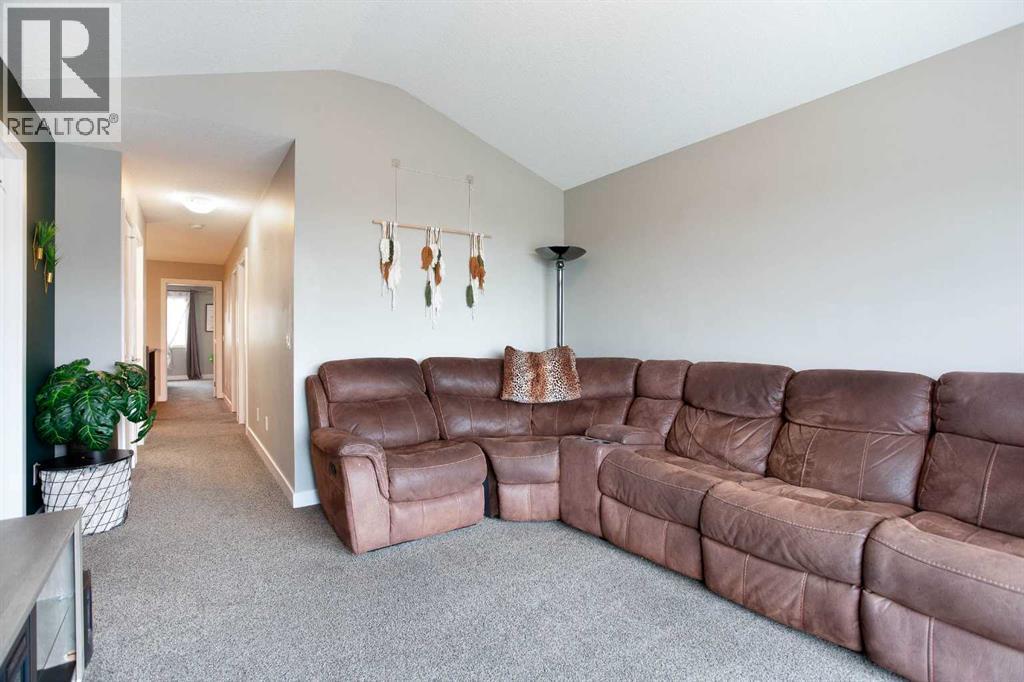 244 Nolanhurst Crescent Nw Property Photo 17