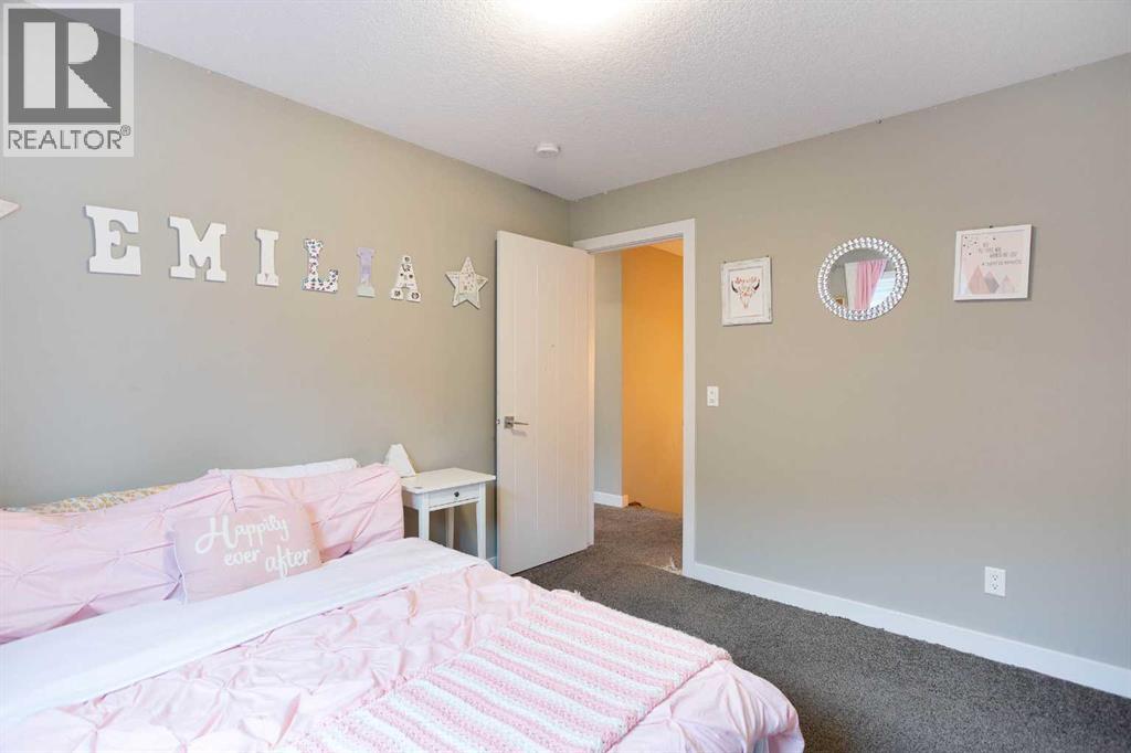 244 Nolanhurst Crescent Nw Property Photo 27