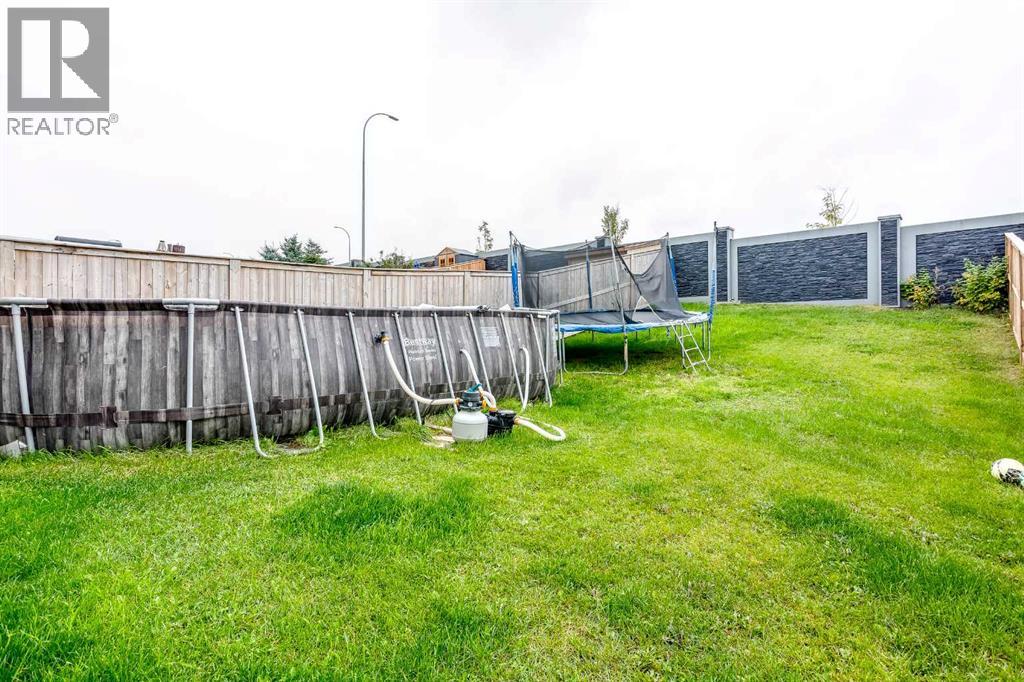 244 Nolanhurst Crescent Nw Property Photo 32