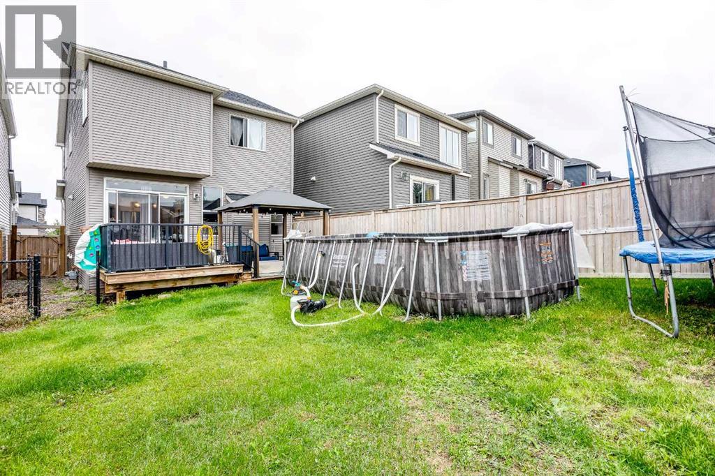 244 Nolanhurst Crescent Nw Property Photo 33