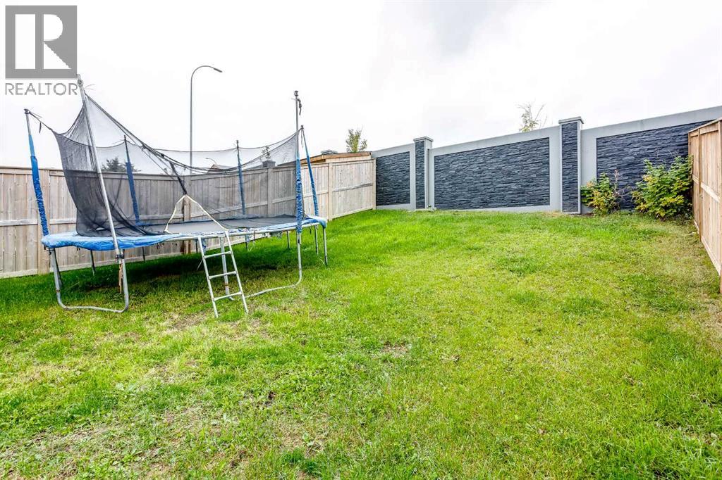 244 Nolanhurst Crescent Nw Property Photo 34