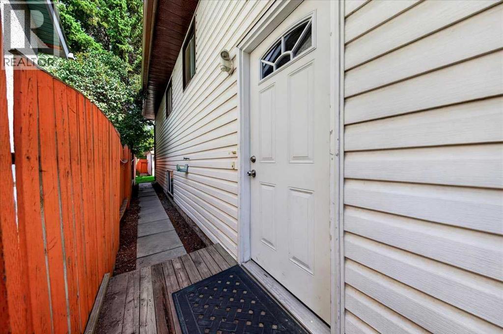 1424 11 Avenue Se Property Photo 3
