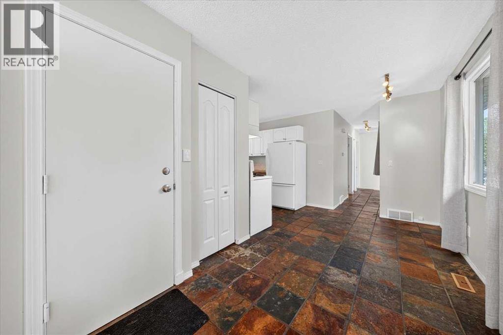 1424 11 Avenue Se Property Photo 5