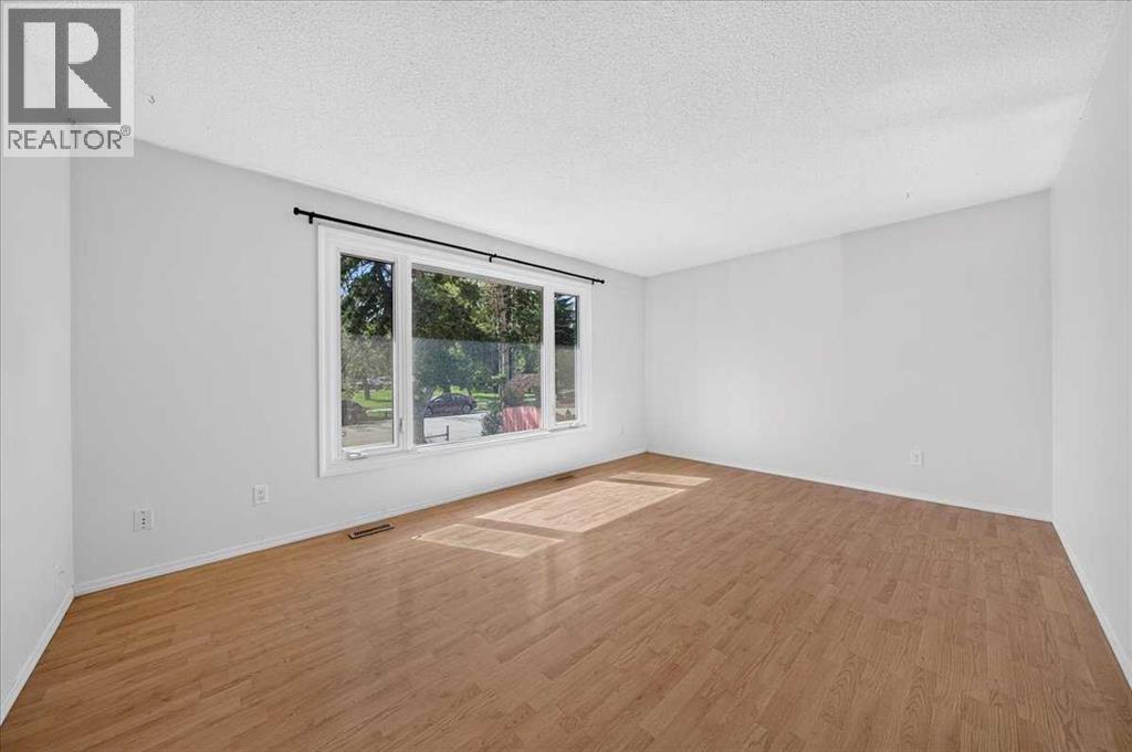 1424 11 Avenue Se Property Photo 7