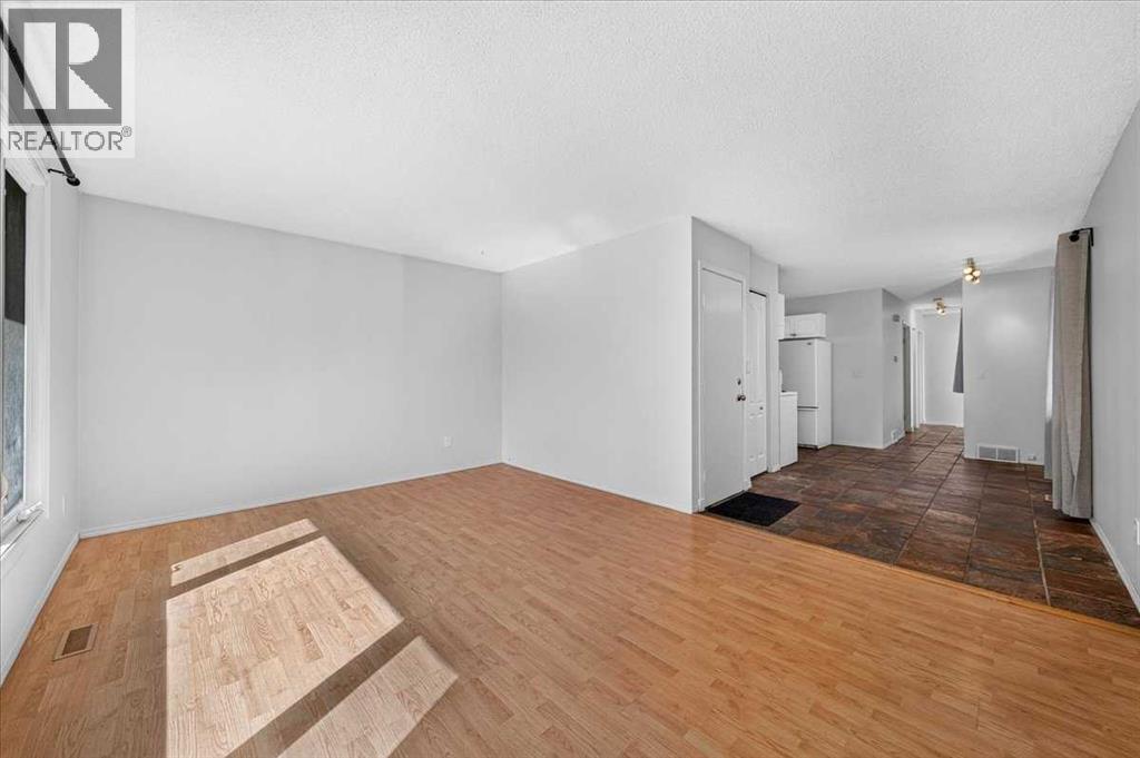 1424 11 Avenue Se Property Photo 8