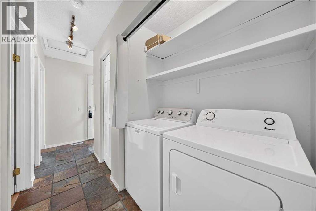 1424 11 Avenue Se Property Photo 11