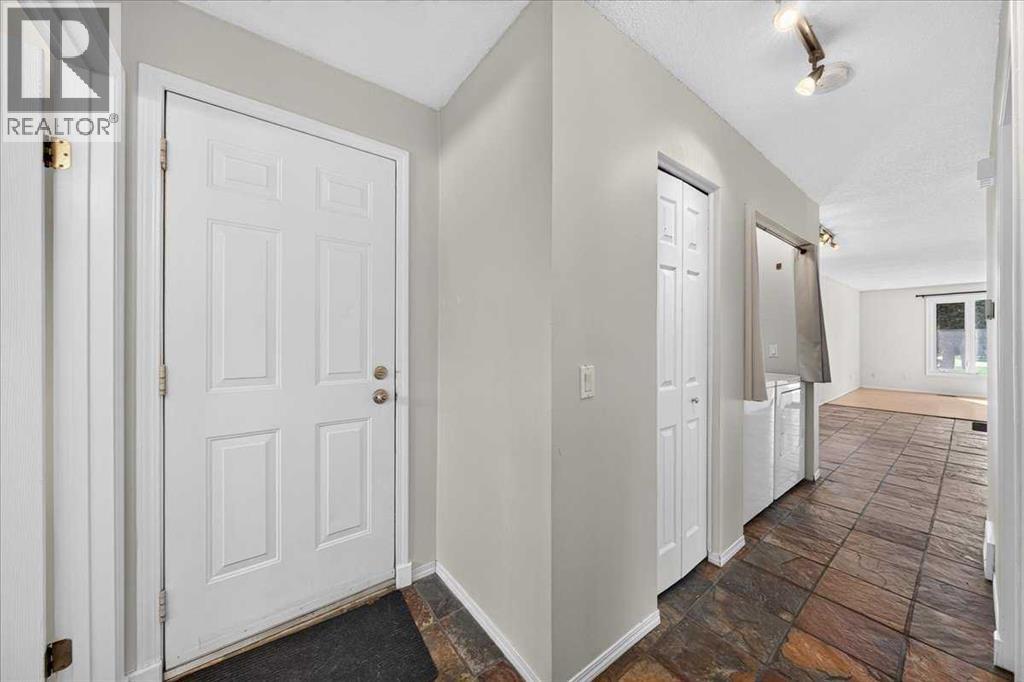 1424 11 Avenue Se Property Photo 16