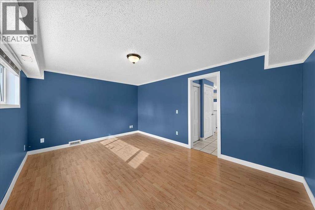 1424 11 Avenue Se Property Photo 24