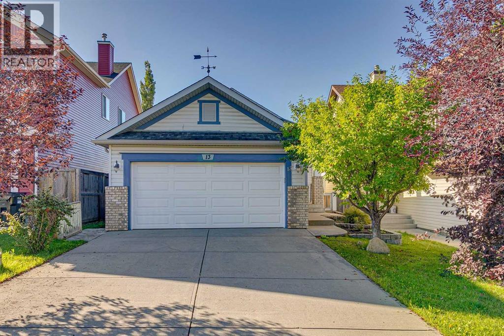 13 Evansbrooke Way NW Property Photo 1