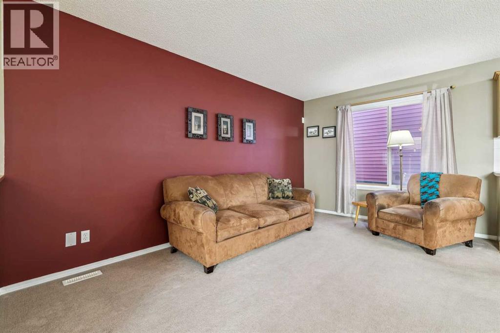 13 Evansbrooke Way Nw Property Photo 4