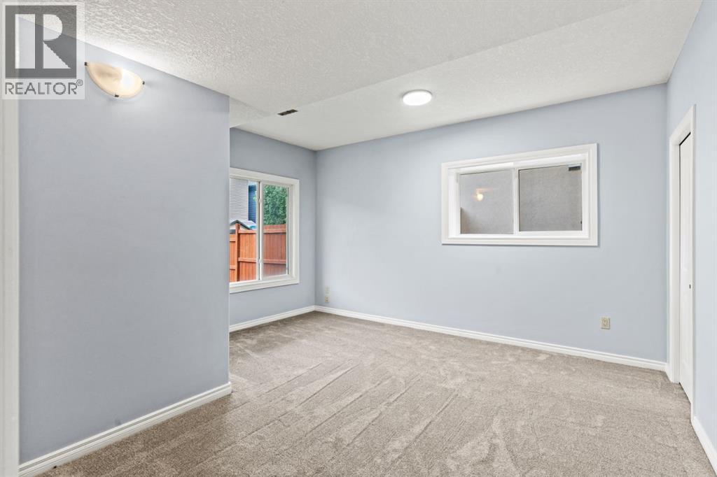 224 Panamount View Nw Property Photo 45