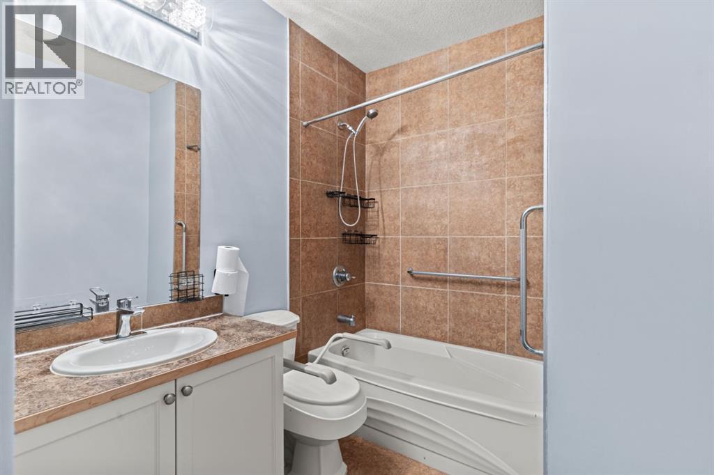 224 Panamount View Nw Property Photo 48