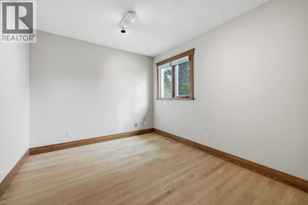 1216 Varsity Estates Drive Nw Property Photo 21