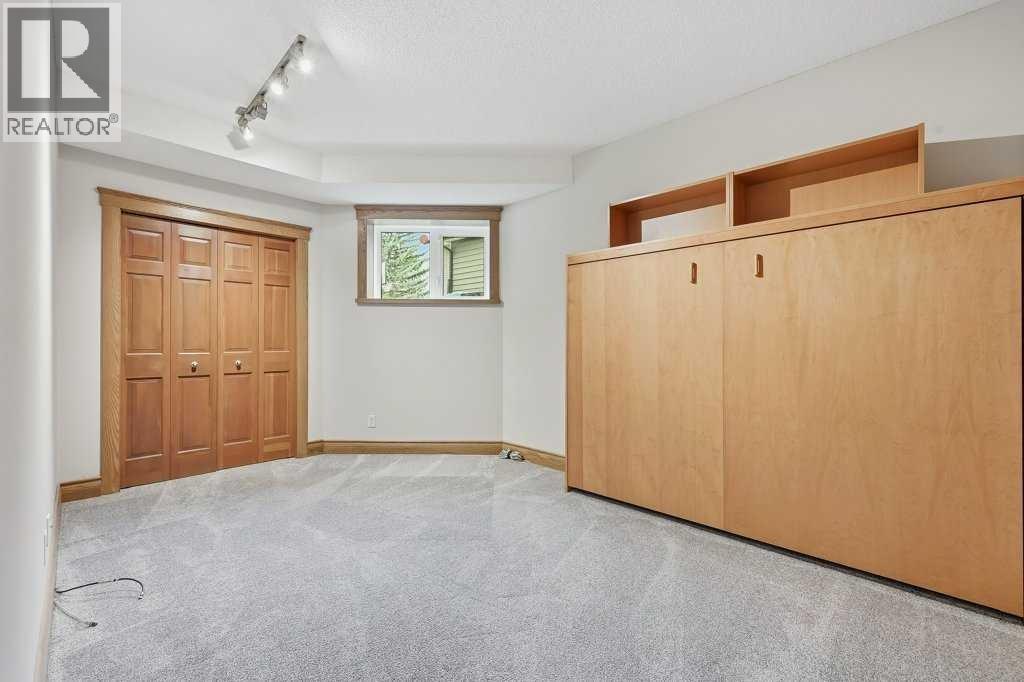 1216 Varsity Estates Drive Nw Property Photo 33