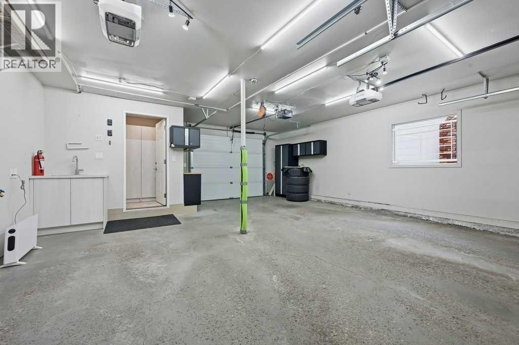 1216 Varsity Estates Drive Nw Property Photo 38