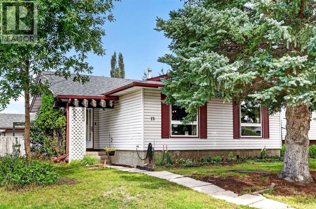 12 Brentwood Drive E Property Photo 1