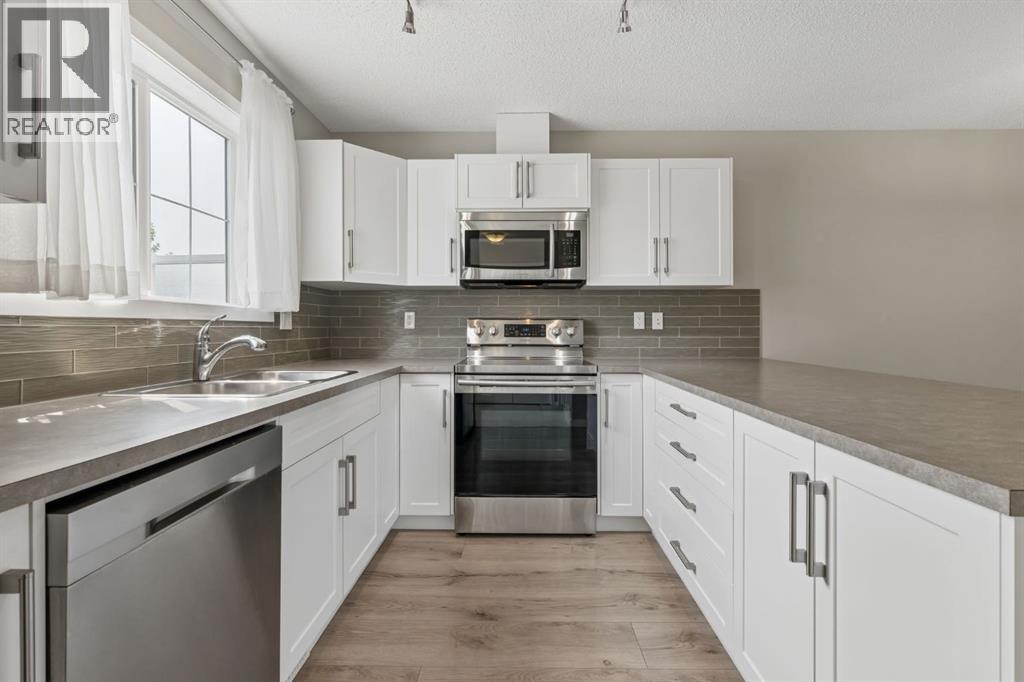 268 Sunset Road Property Photo 4