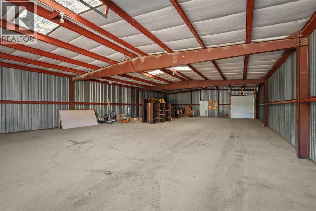 125 2 Avenue Se Property Photo 3