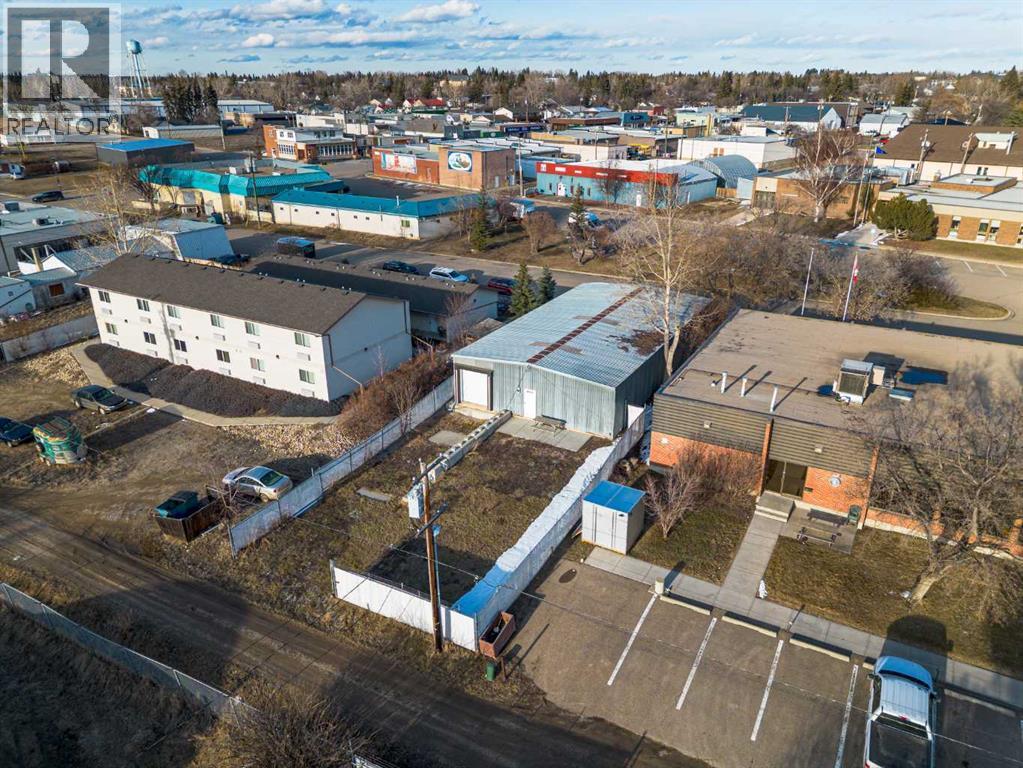 125 2 Avenue Se Property Photo 17