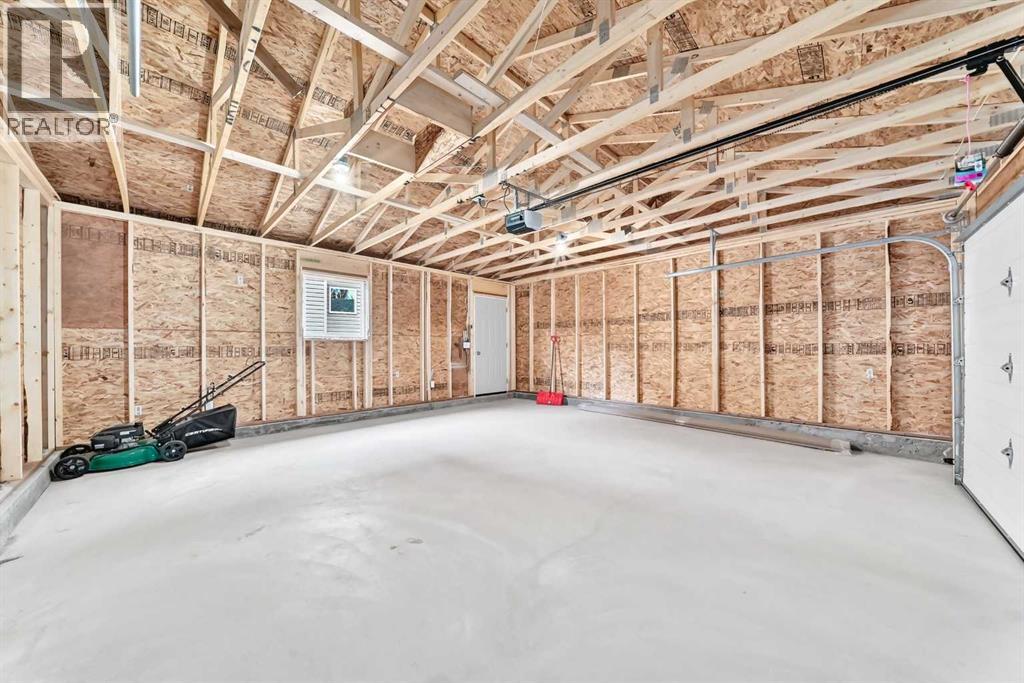 114 Evansdale Link Nw Property Photo 37