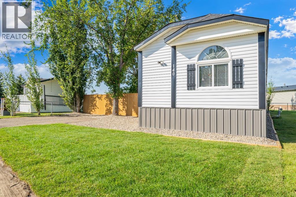 140 Birch Street Property Photo 1